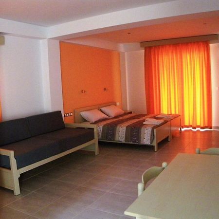 Christakis Hotel Sidari  Exterior photo